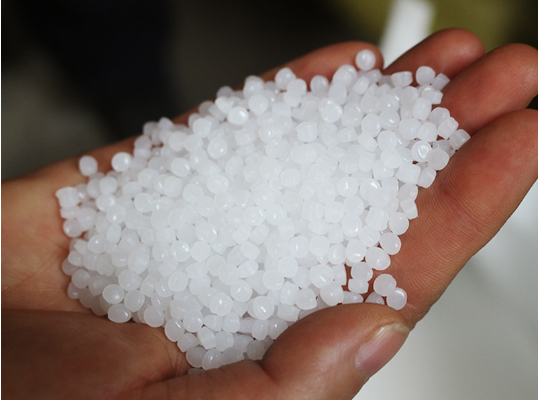 Yantai Double Plastic Industry Co., Ltd. اعلیٰ معیار، ماحول دوست اور پائیدار پلاسٹک نیٹ بنانے کے لیے 100% ورجن HDPE خام مال پر اصرار کرتا ہے۔